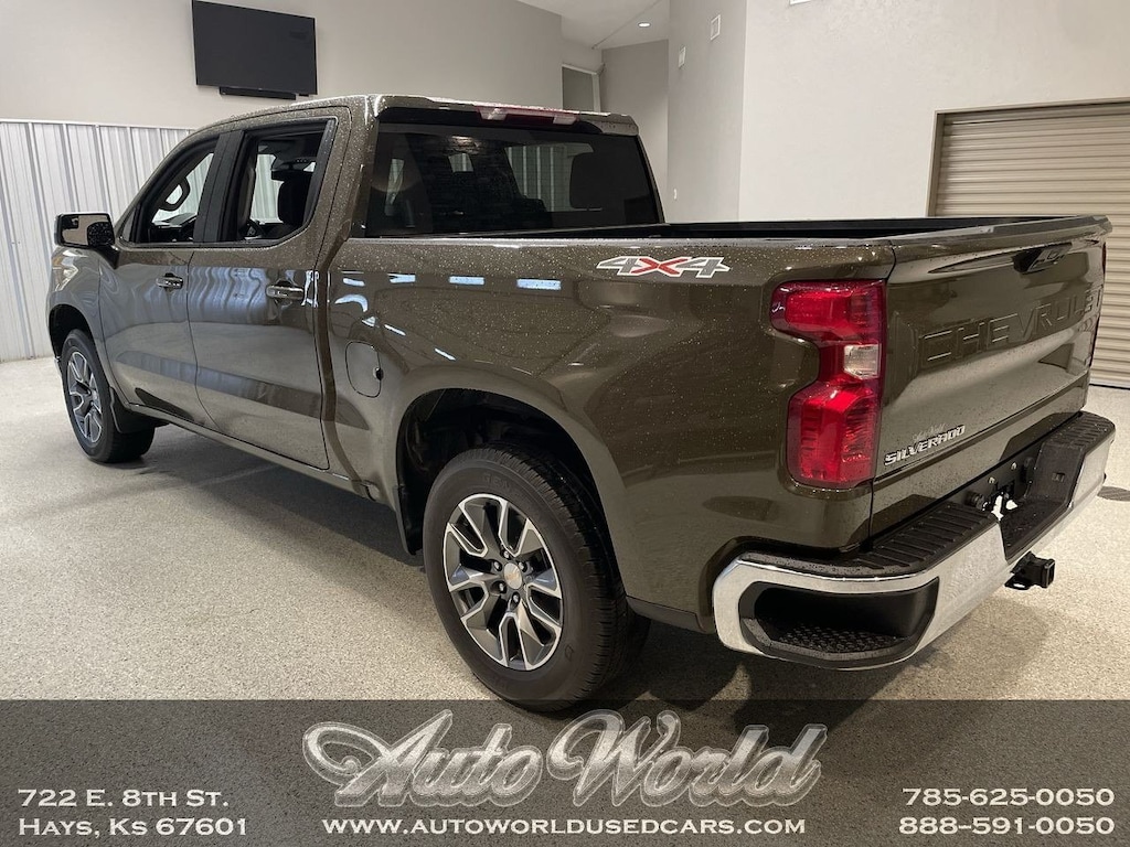 Used 2024 Chevrolet Silverado 1500 LT Truck Crew Cab