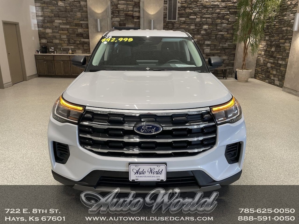 Used 2025 Ford Explorer Active SUV