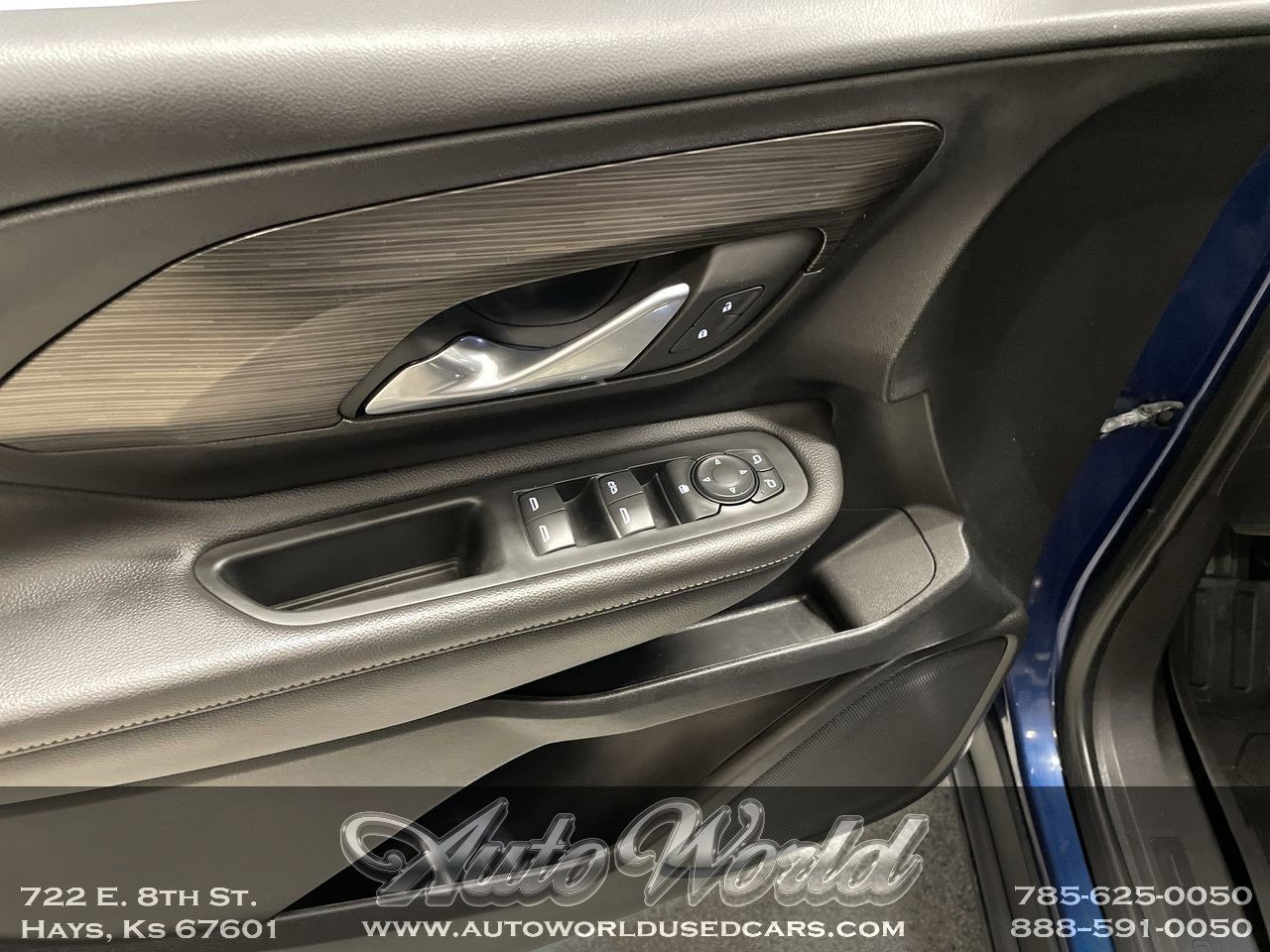 2022 GMC Terrain SLE - Photo 7