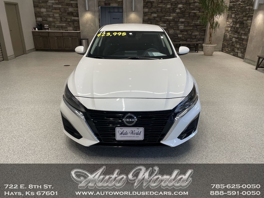 Used 2023 Nissan Altima 2.5 SV Sedan