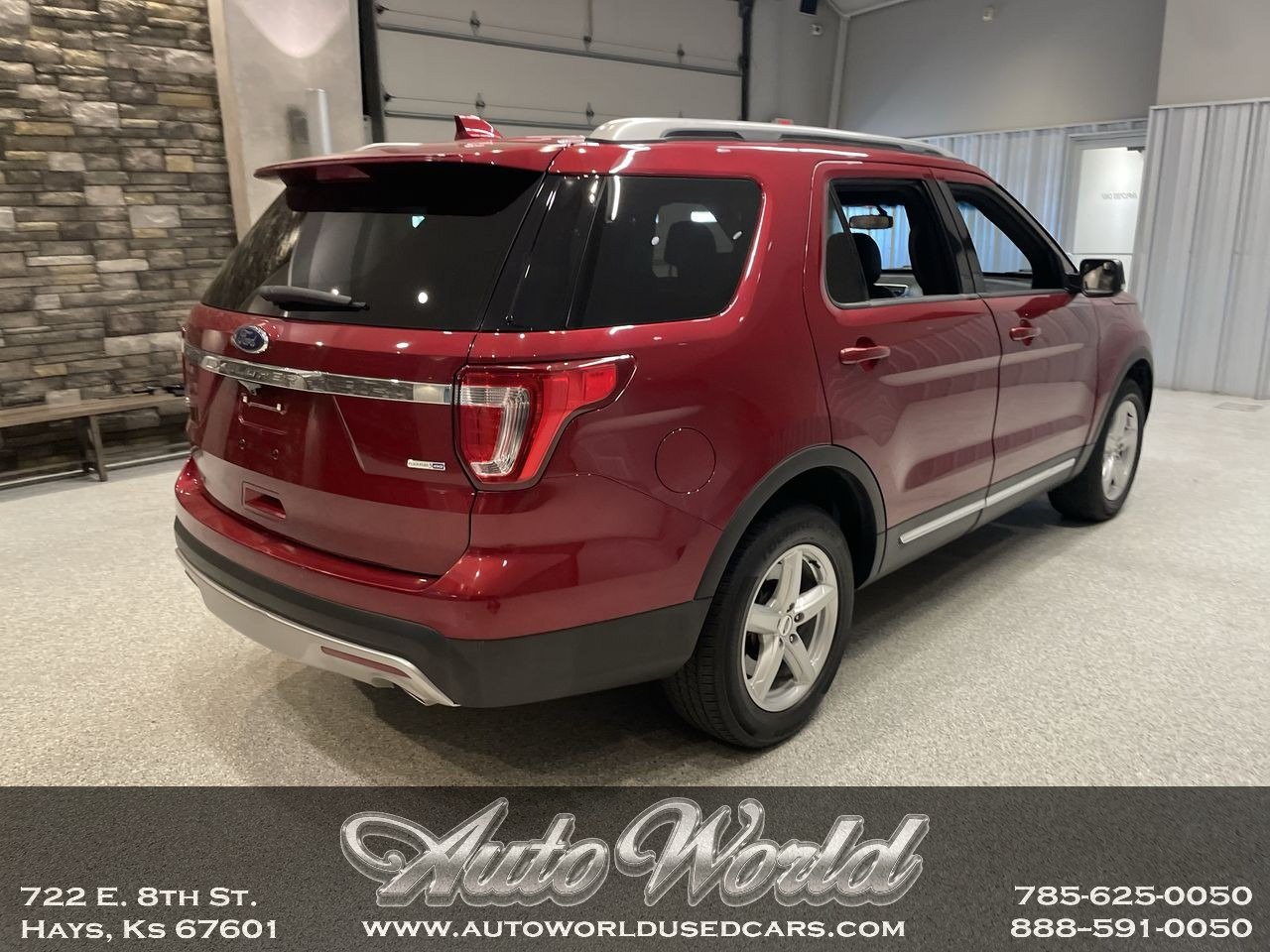 2016 Ford Explorer XLT - Photo 6