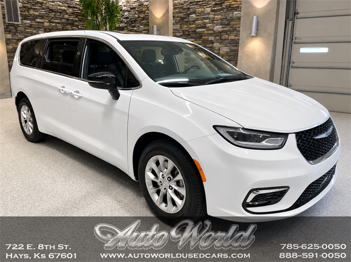  Chrysler Pacifica
