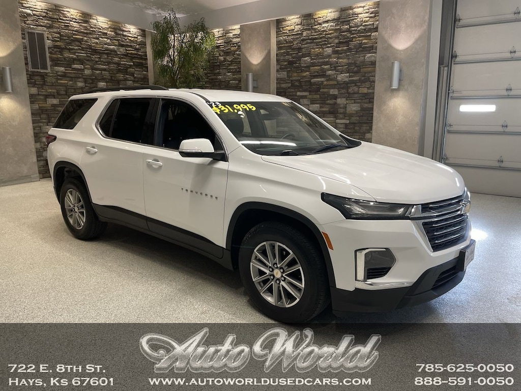Used 2023 Chevrolet Traverse LT Cloth w/1LT SUV