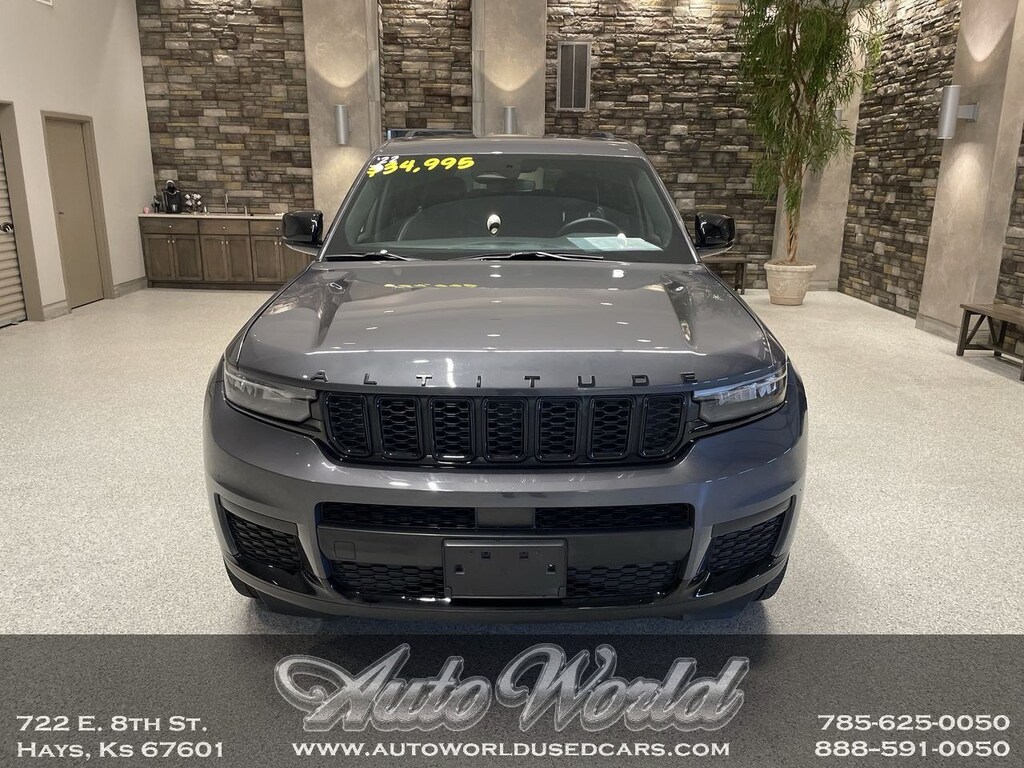 Used 2022 Jeep New Grand Cherokee Laredo SUV