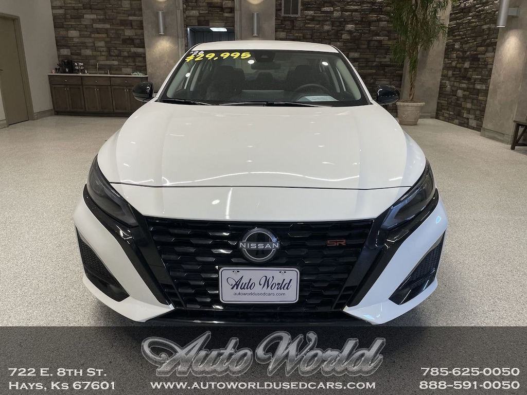 Used 2026 Nissan Altima SR Sedan