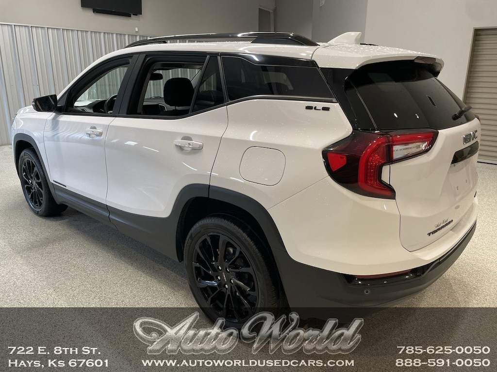 Used 2023 GMC Terrain SLE SUV