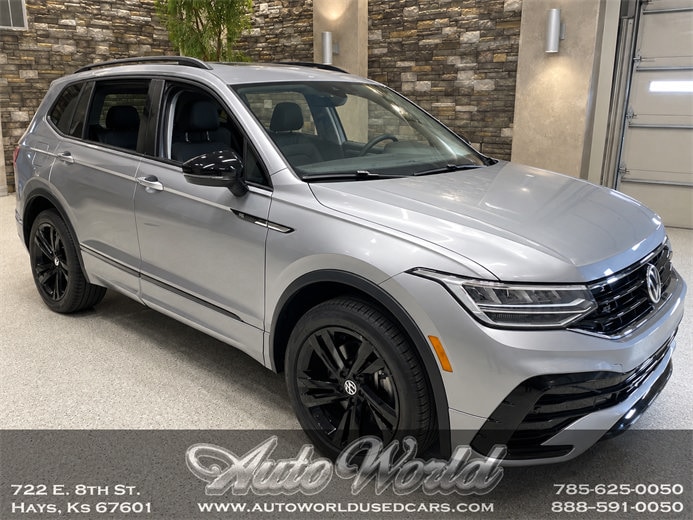2024 Volkswagen Tiguan SE R-LINE BLACK