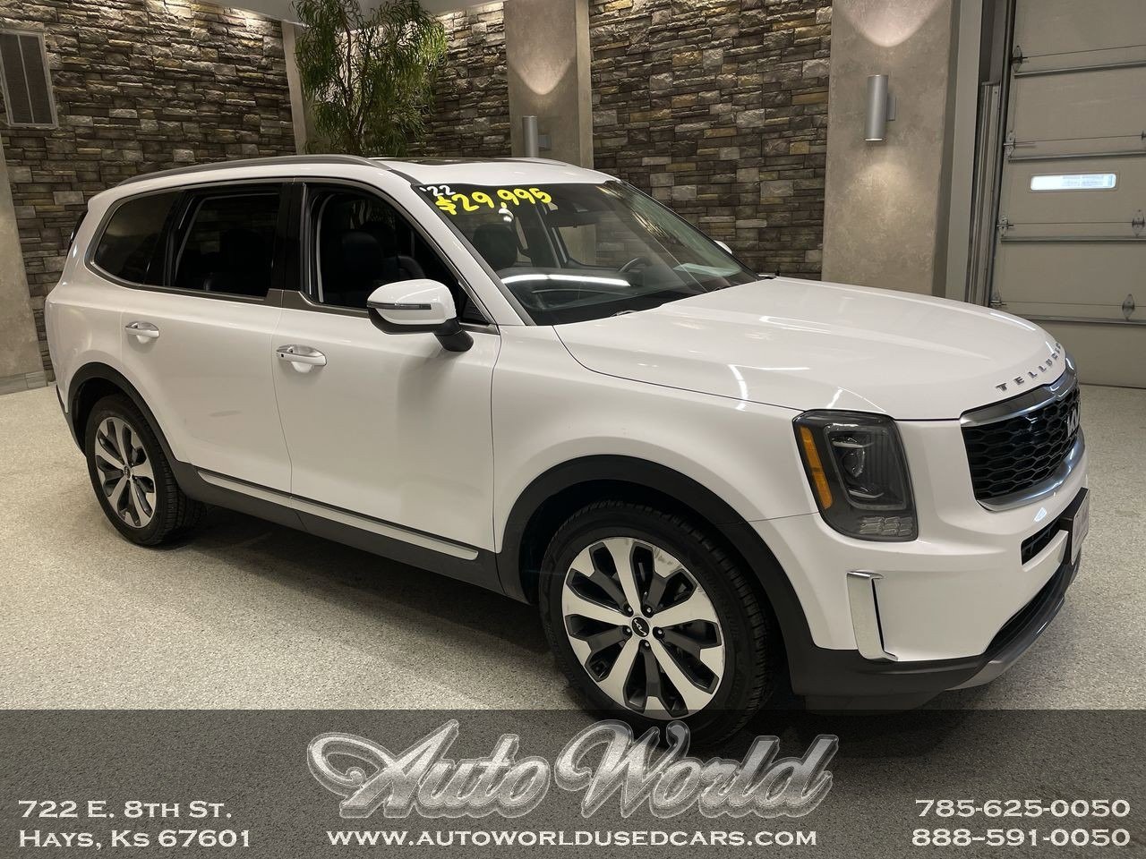 2022 Kia Telluride S's photo