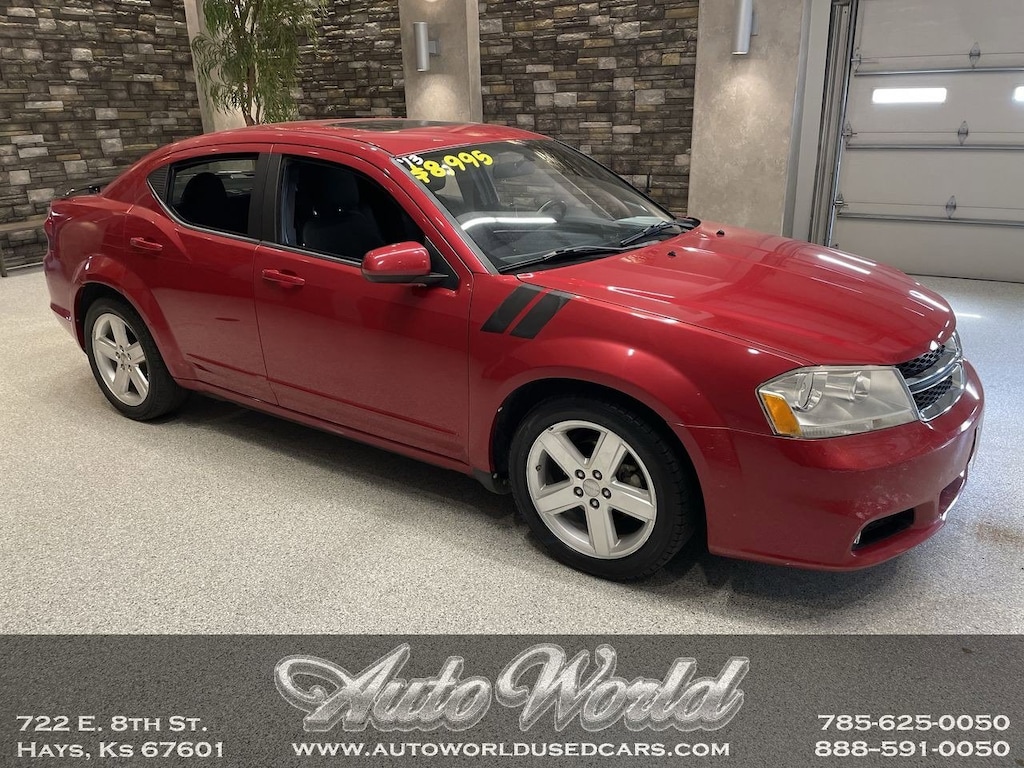 Used 2013 Dodge Avenger SXT Sedan