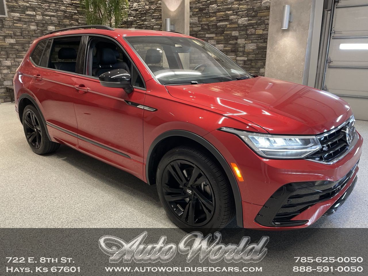 2024 Volkswagen Tiguan SE R-LINE BLACK