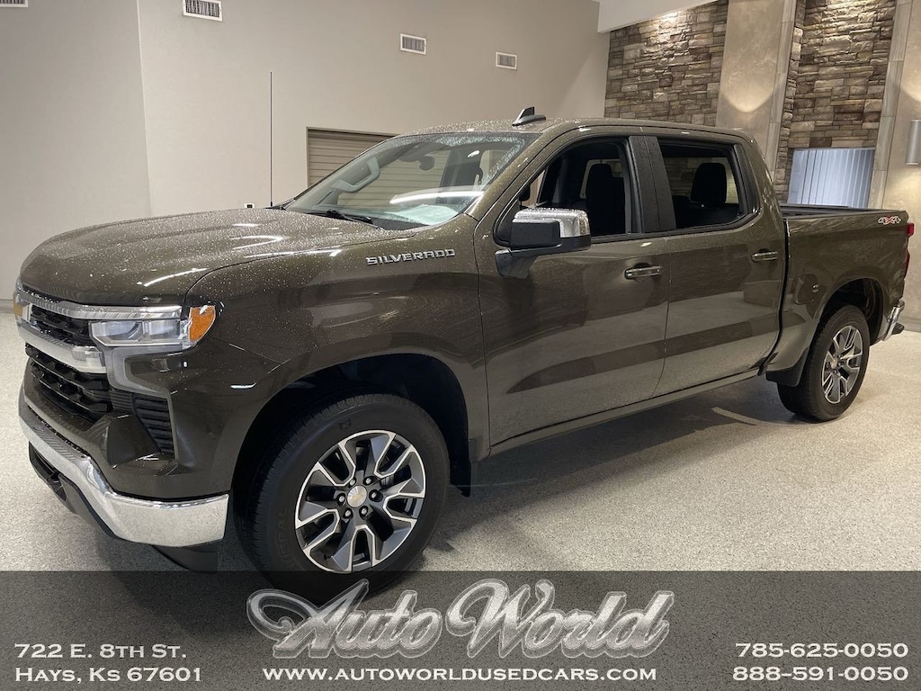Used 2024 Chevrolet Silverado 1500 LT Truck Crew Cab
