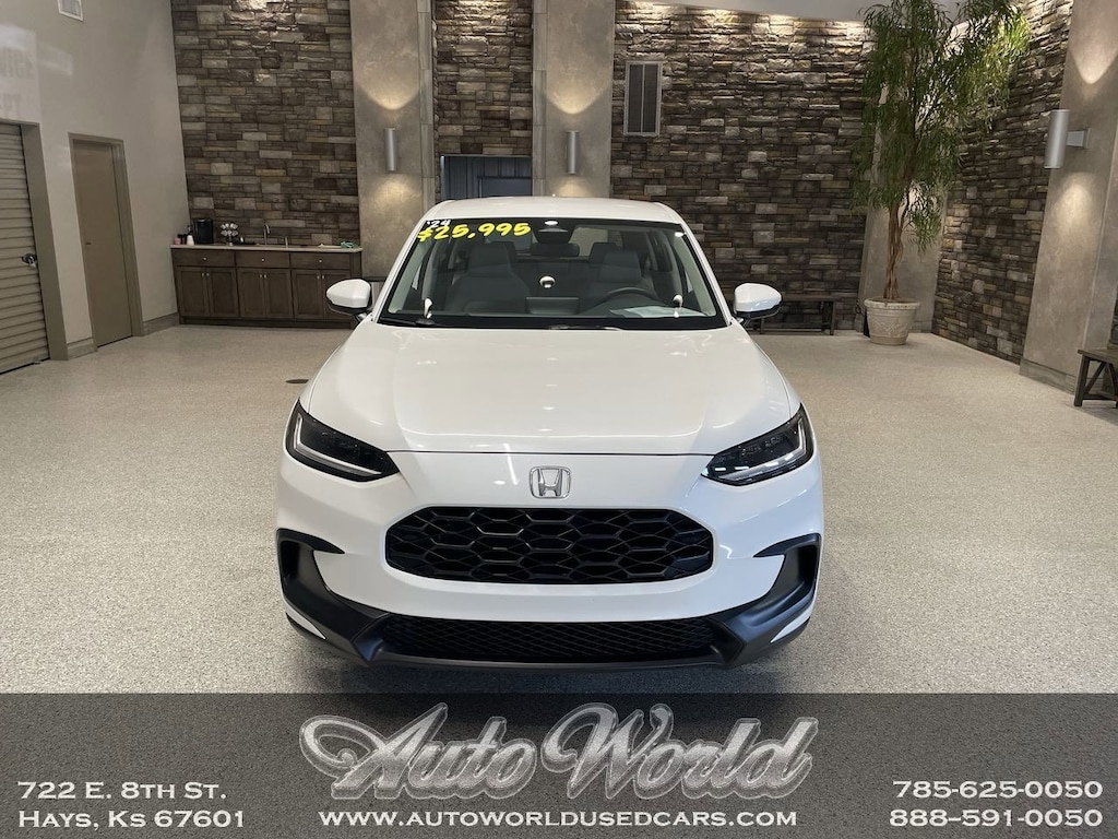 Used 2024 Honda HR-V LX SUV