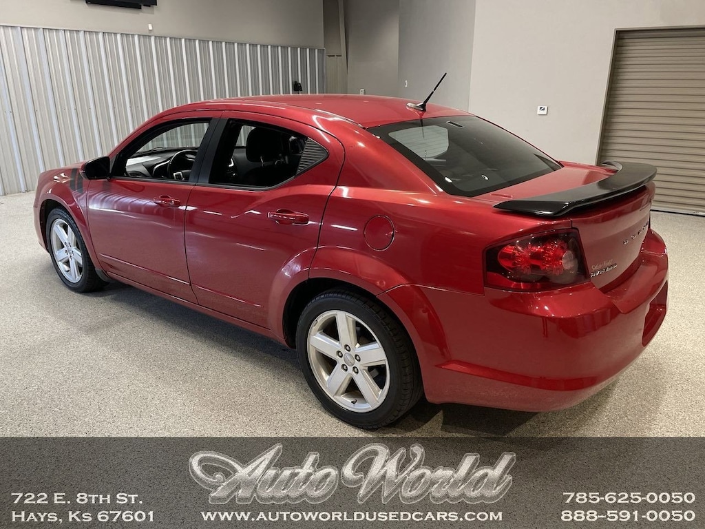 Used 2013 Dodge Avenger SXT Sedan