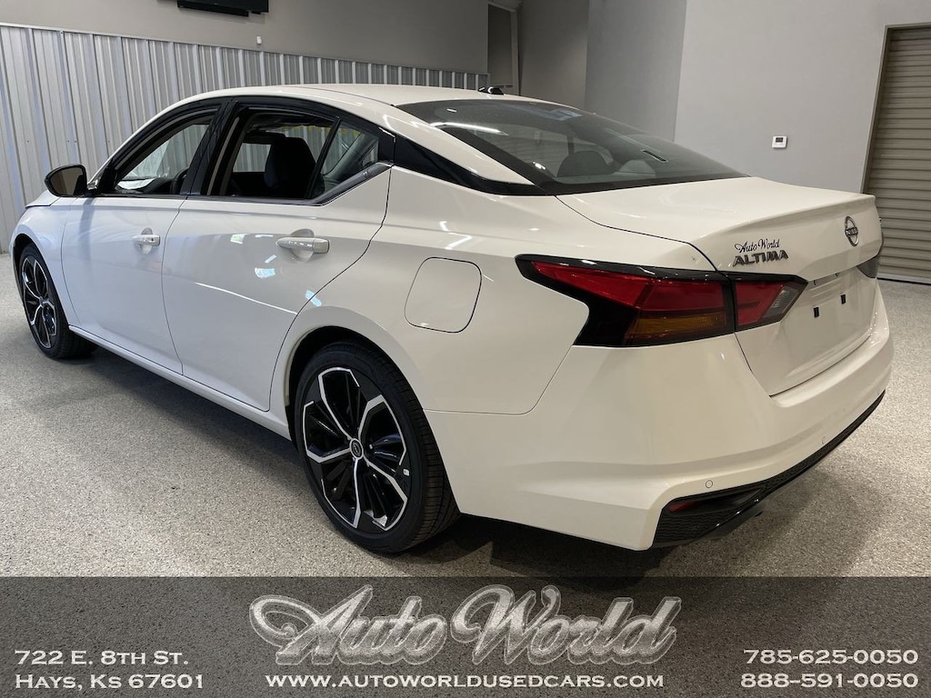 Used 2026 Nissan Altima SR Sedan