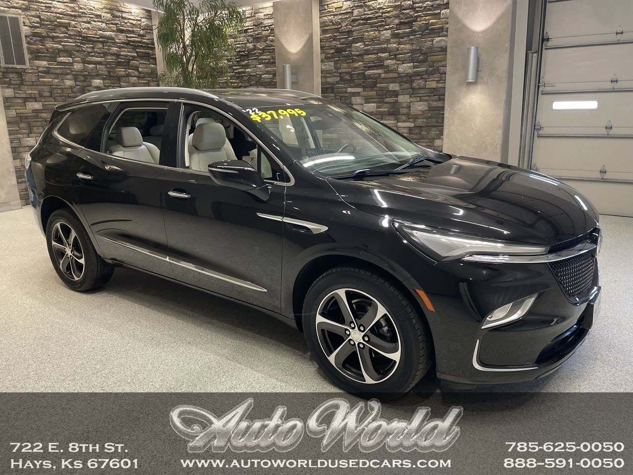 2022 Buick Enclave Essence's photo