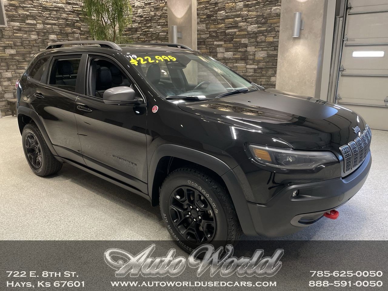 2019 Jeep Cherokee Trailhawk 4X4's photo