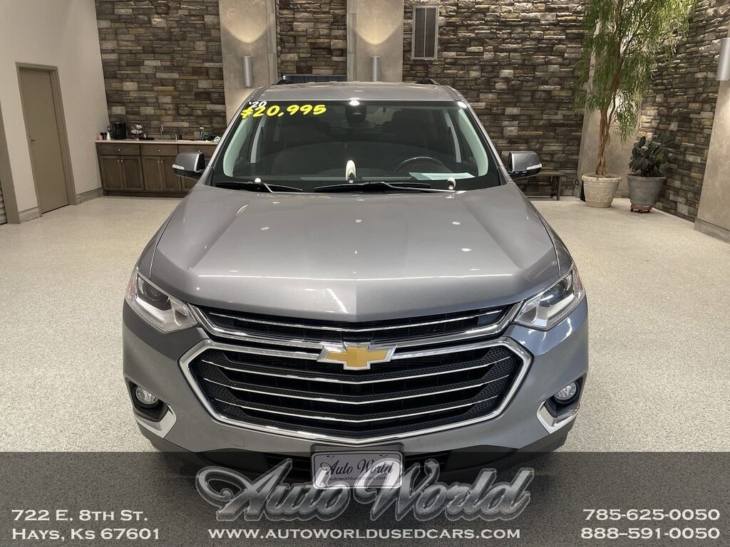 Used 2020 Chevrolet Traverse LT Cloth w/1LT SUV