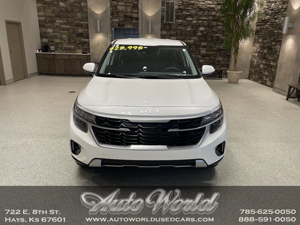 Used 2025 Kia Seltos LX SUV