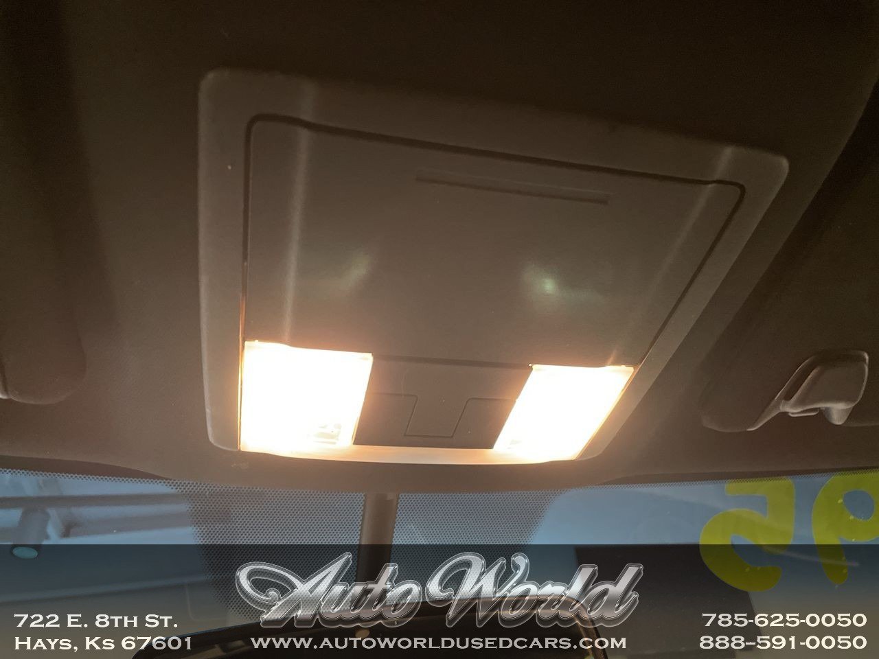 2016 Ford Explorer XLT - Photo 13