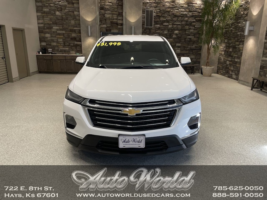 Used 2023 Chevrolet Traverse LT Cloth w/1LT SUV
