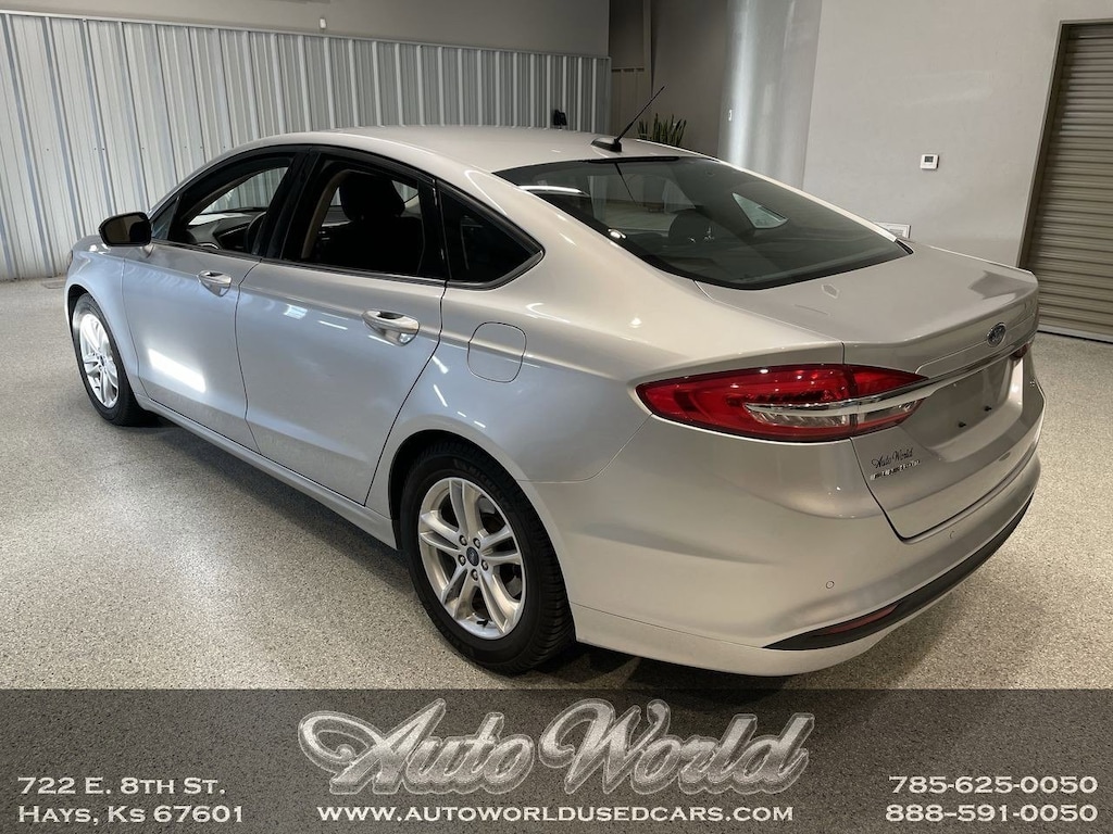Used 2018 Ford Fusion SE Sedan