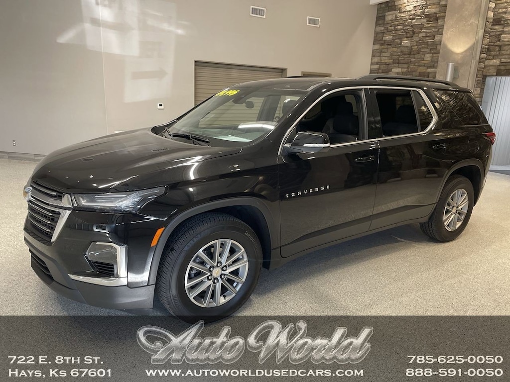 Used 2023 Chevrolet Traverse LT Cloth w/1LT SUV