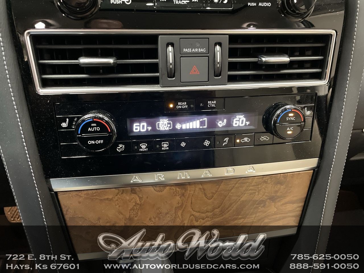 2022 Nissan Armada SL - Photo 16