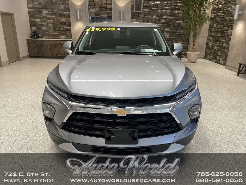 Used 2025 Chevrolet Blazer LT w/2LT SUV