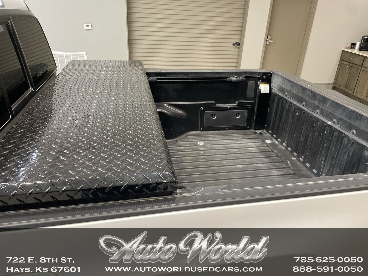 2021 Toyota Tacoma SR5 - Photo 18