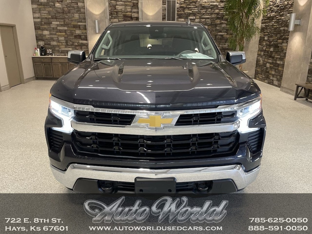 Used 2024 Chevrolet Silverado 1500 LT w/1LT Truck Crew Cab