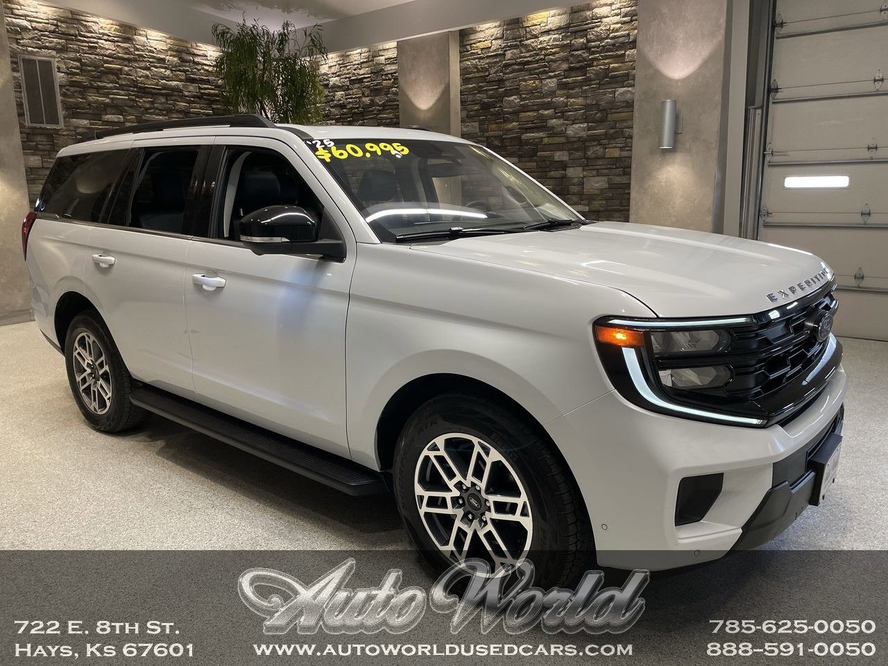2025 Ford Expedition Active 4x4's photo
