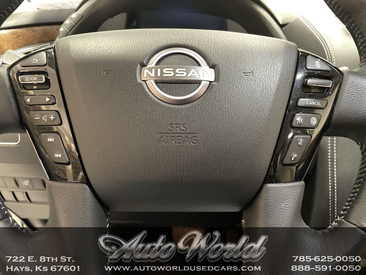 2022 Nissan Armada SL - Photo 10