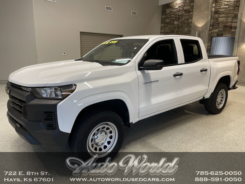 Used 2024 Chevrolet Colorado WT Truck Crew Cab