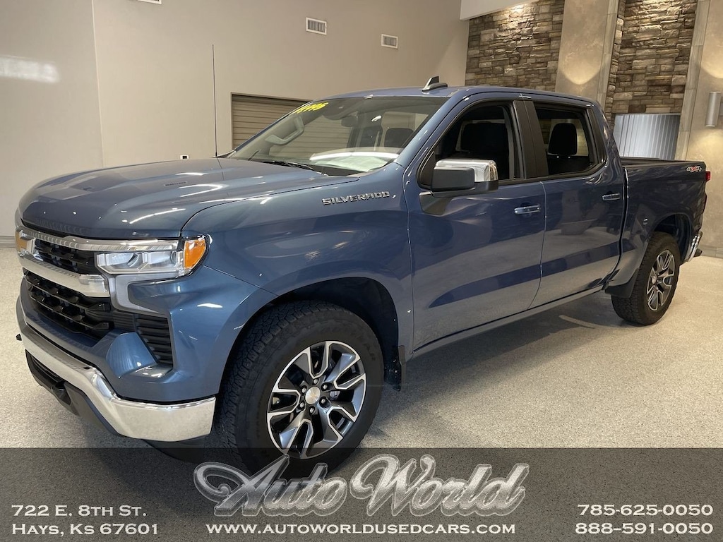 Used 2024 Chevrolet Silverado 1500 LT Truck Crew Cab