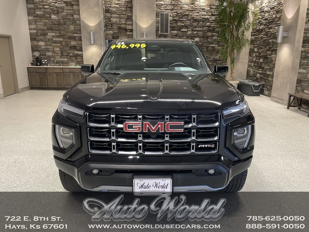 Used 2025 GMC Canyon AT4 Truck Crew Cab