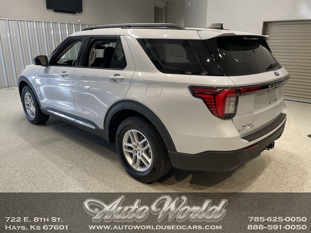 Used 2025 Ford Explorer Active SUV