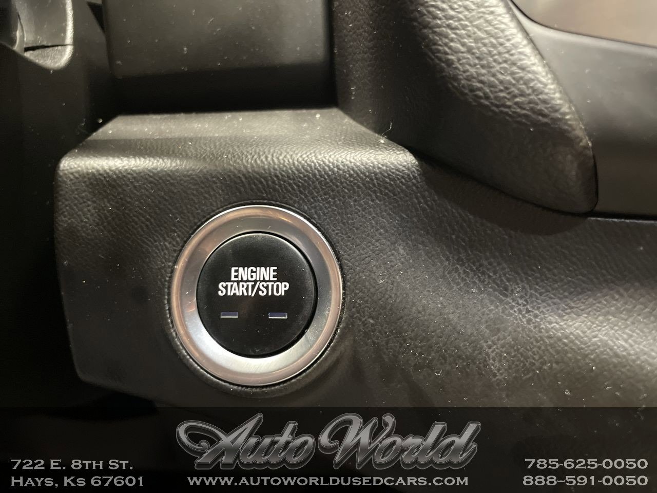 2022 GMC Terrain SLE - Photo 11