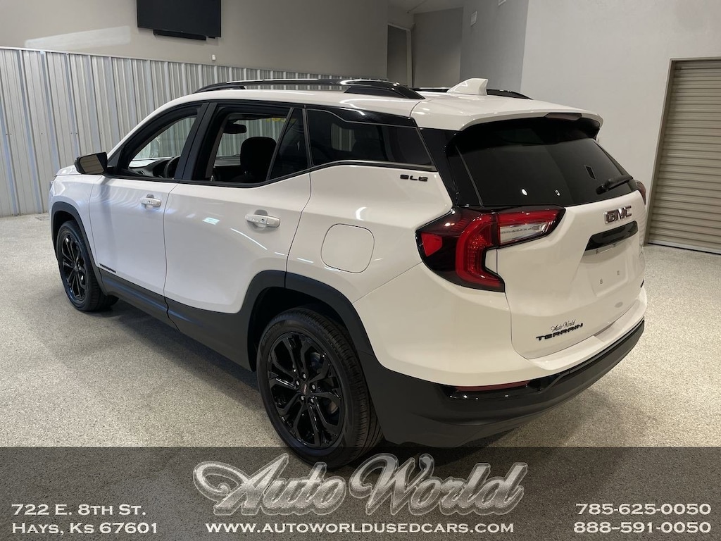 Used 2022 GMC Terrain SLE SUV