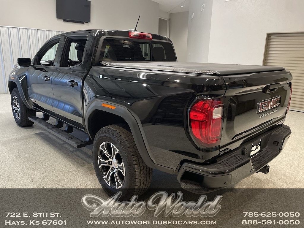 Used 2025 GMC Canyon AT4 Truck Crew Cab
