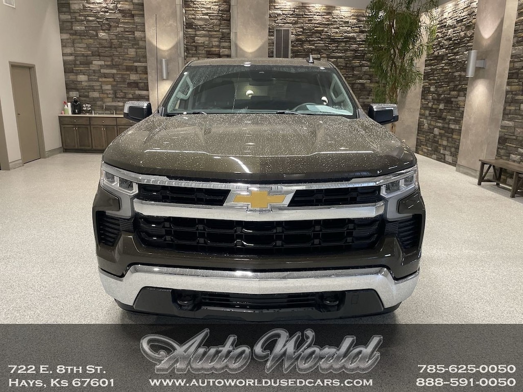 Used 2024 Chevrolet Silverado 1500 LT Truck Crew Cab