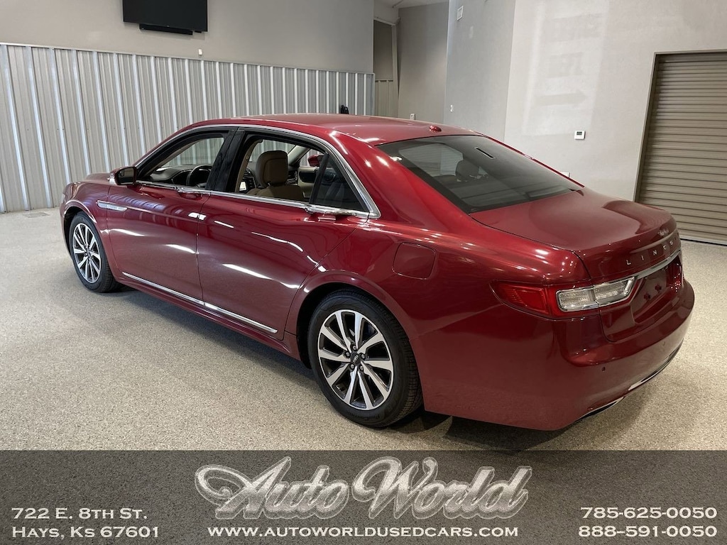 Used 2017 Lincoln Continental Premiere Sedan