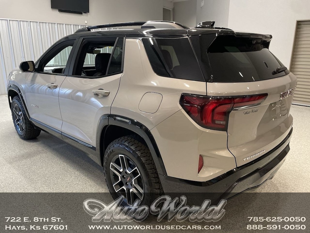 Used 2026 GMC Terrain AT4 SUV