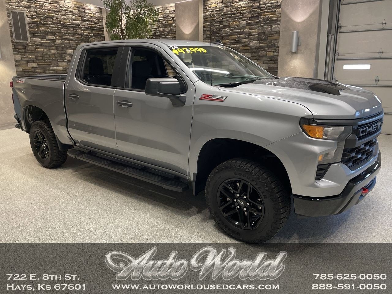 2024 Chevrolet Silverado 1500 Custom's photo