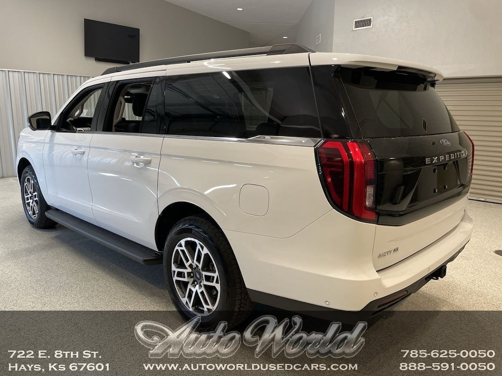 Used 2025 Ford Expedition Max Active SUV