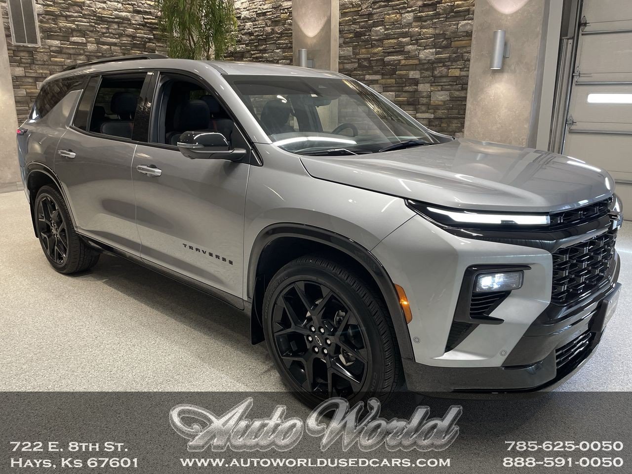 2025 Chevrolet Traverse RS