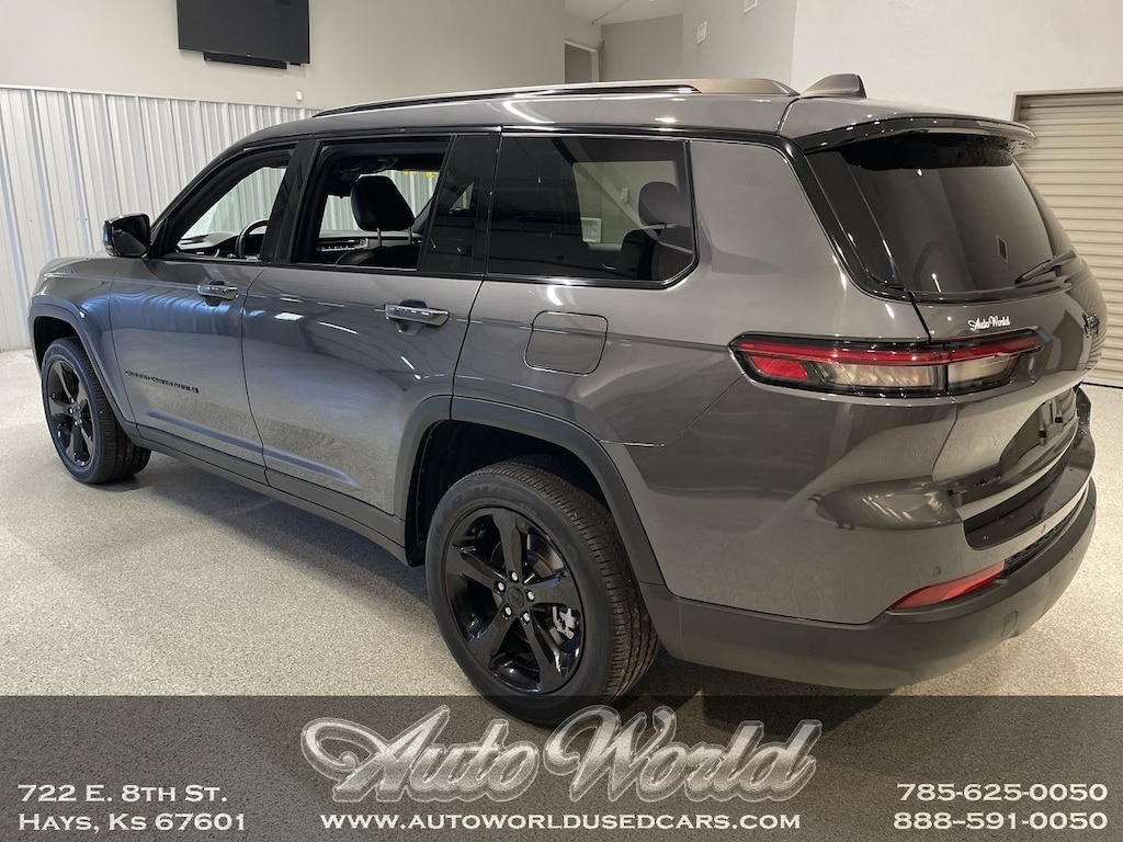 Used 2022 Jeep New Grand Cherokee Laredo SUV