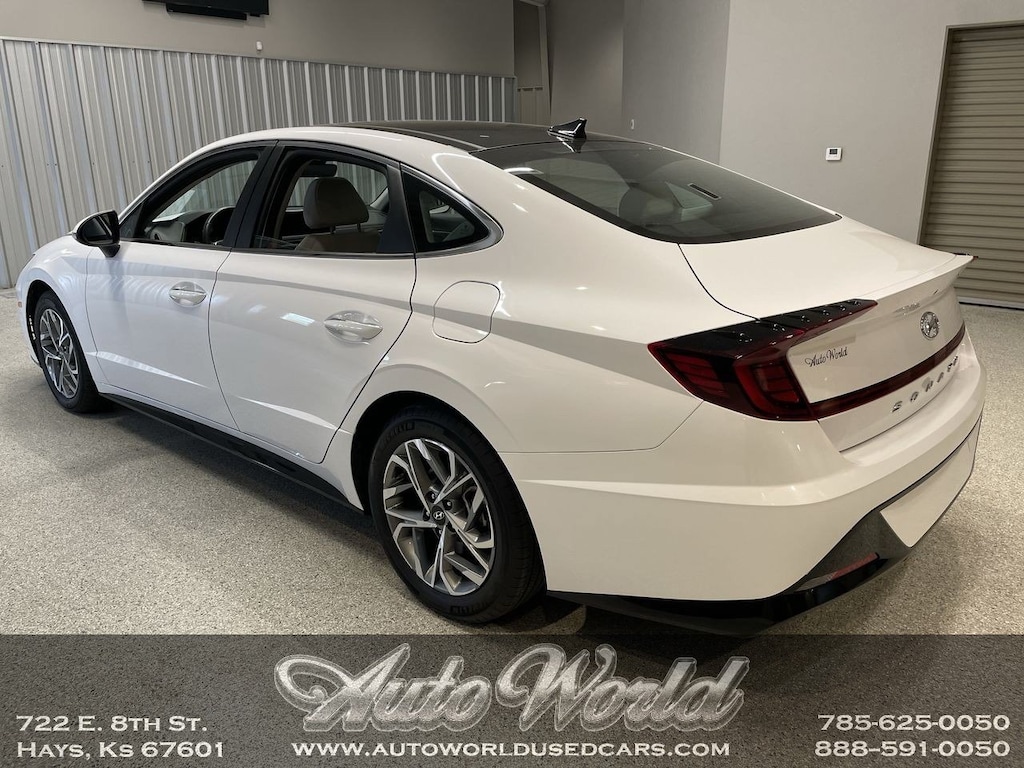 Used 2023 Hyundai Sonata SEL Sedan