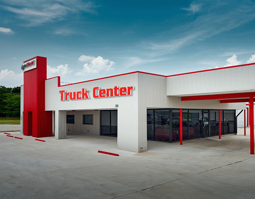 Facade_AWTC_Autoworld truck center_website (1).png