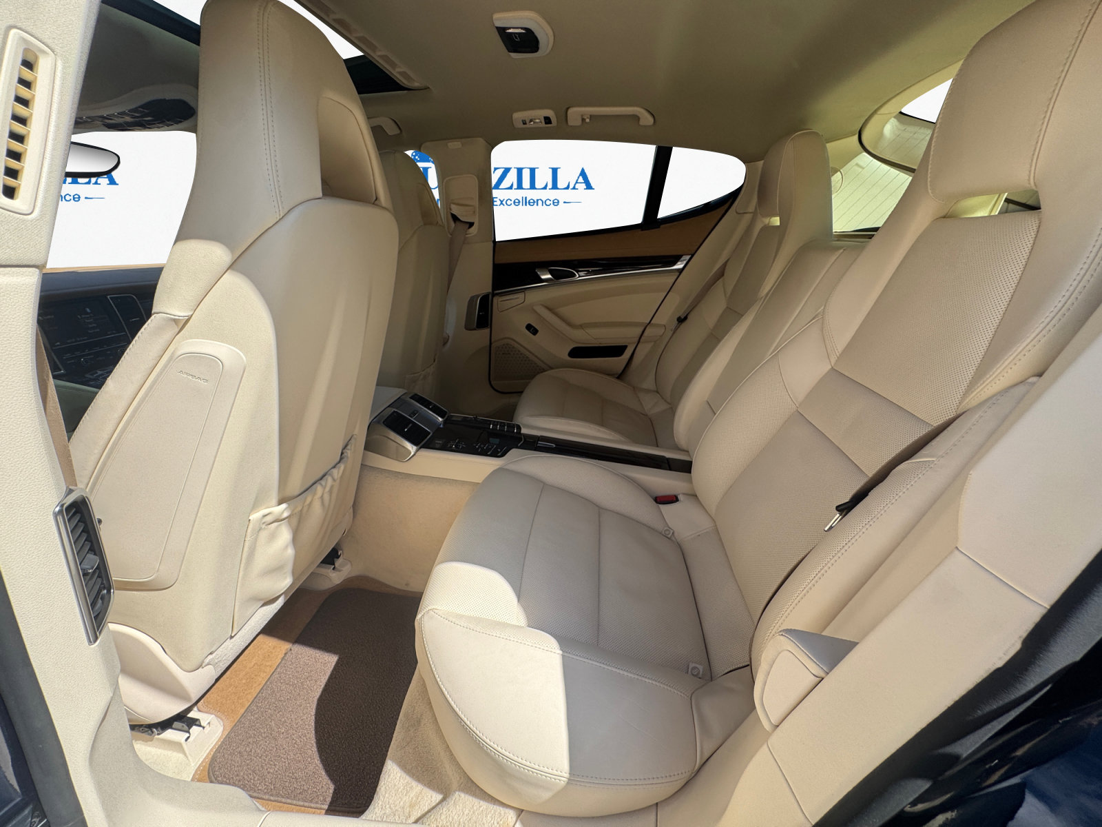 2013 Porsche Panamera S - Photo 10