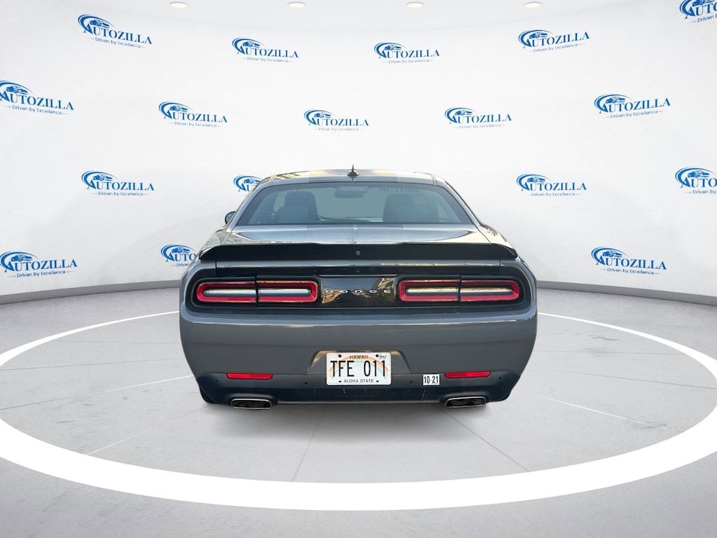 Used 2017 Dodge Challenger SXT Coupe
